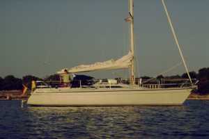 Mama Mia vom Schlauchboot aus gesehen